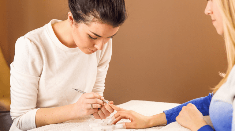how-to-become-nail-technician