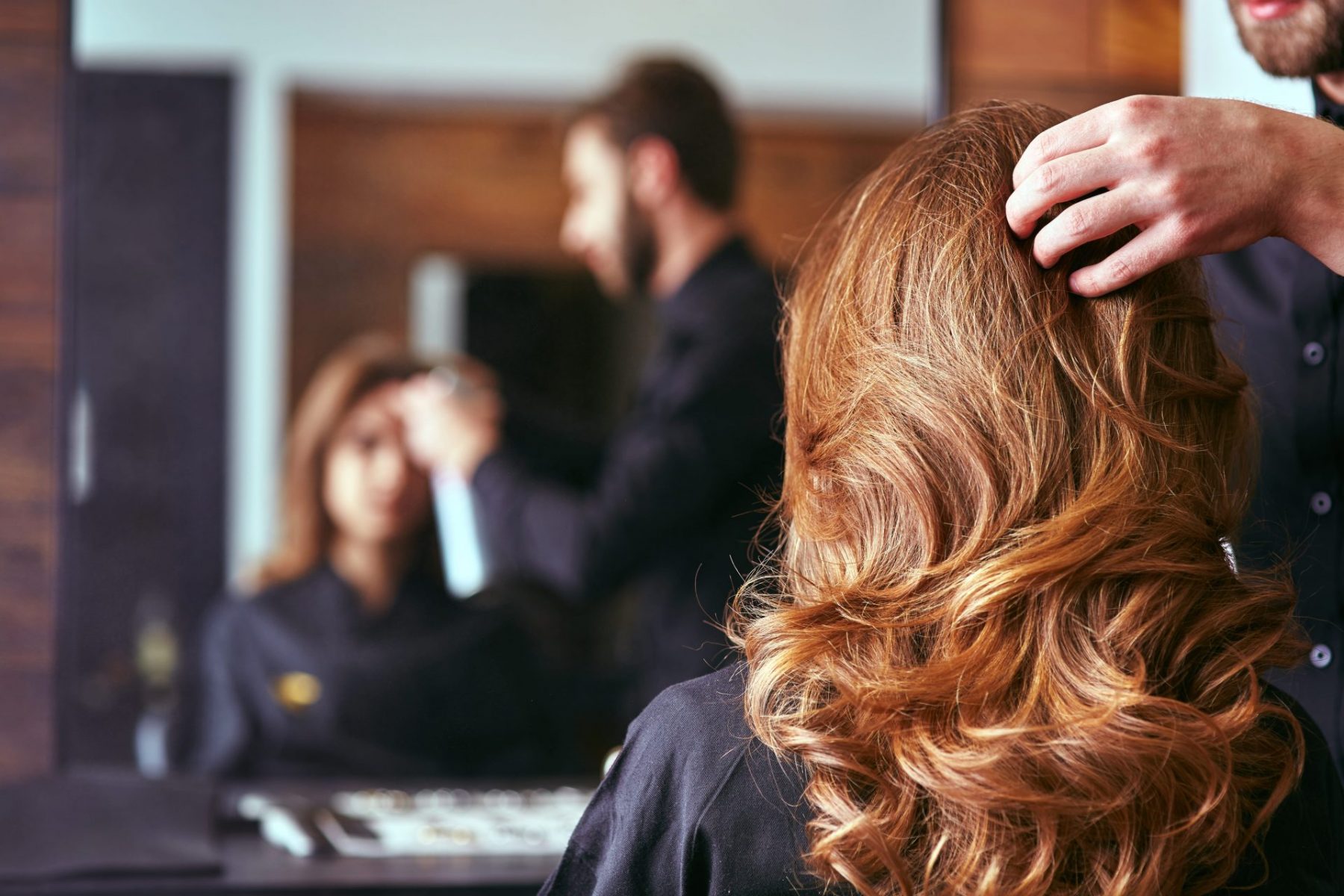 The Modern Rachel Haircut Is One Of 2022's Biggest Hair Trends